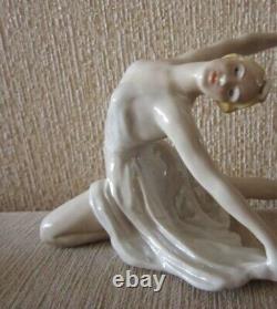 Ballet dancer Dudinskaya Syuimbike USSR Russian porcelain figurine LZFI 3834u