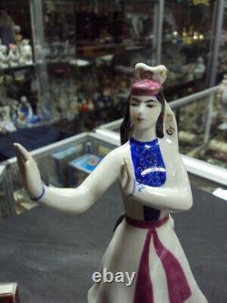 Caucasian Georgian girl Lady folk dancer USSR Russian porcelain figurine 4046u