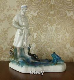 Prince and Frog Fairy tale characters USSR russian porcelain figurine 4236u